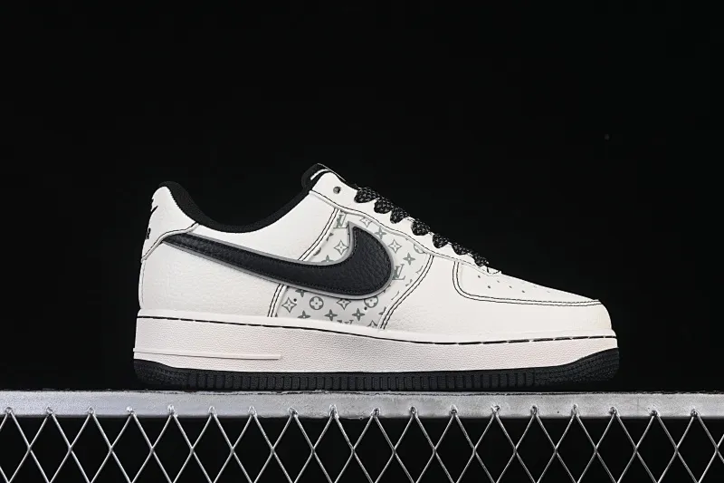 All Categories Nk Air Force 1 Air Force Series Nk Air Force 1 Low Air Force Low Nike Air Force 1'07 Low LV Co-branded Printed Beige and Black Hook Air Force One Low-top Casual Shoes HH7518-080